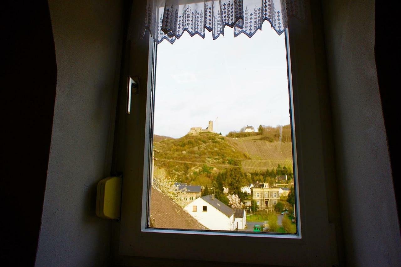 Ferienwohnung Michels แบร์นคาสเทล-คืสท์ ภายนอก รูปภาพ